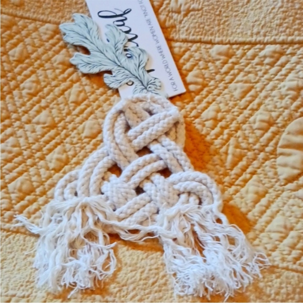 4/15$ wall hanging knot macrame - Picture 2 of 2